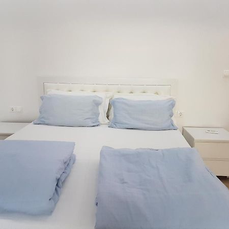 Vintage Apartment Sarandë Esterno foto